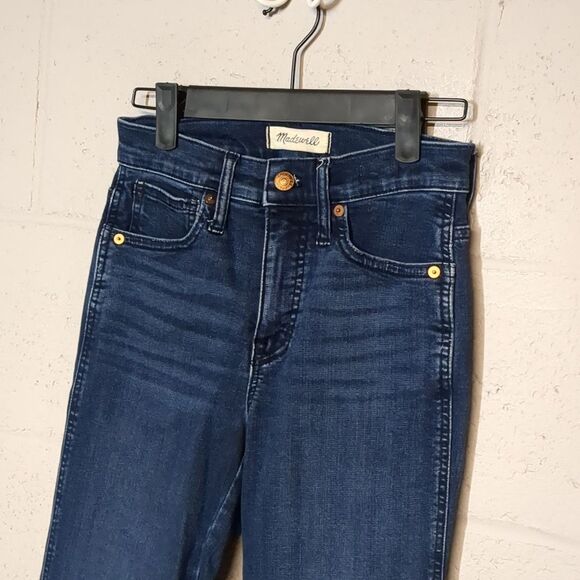 Madewell Women's Mid-Rise Stovepipe Dark Wash Straight Leg Jeans Size 25 - Picture 2 of 6